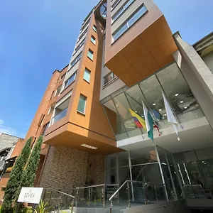 Seven 4* Medellín