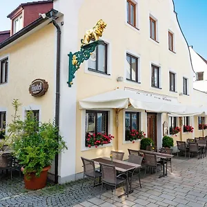 Zum Loewen Hotel